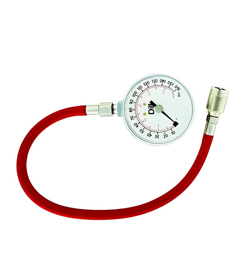 Manómetro de presión de neumáticos con manguera.